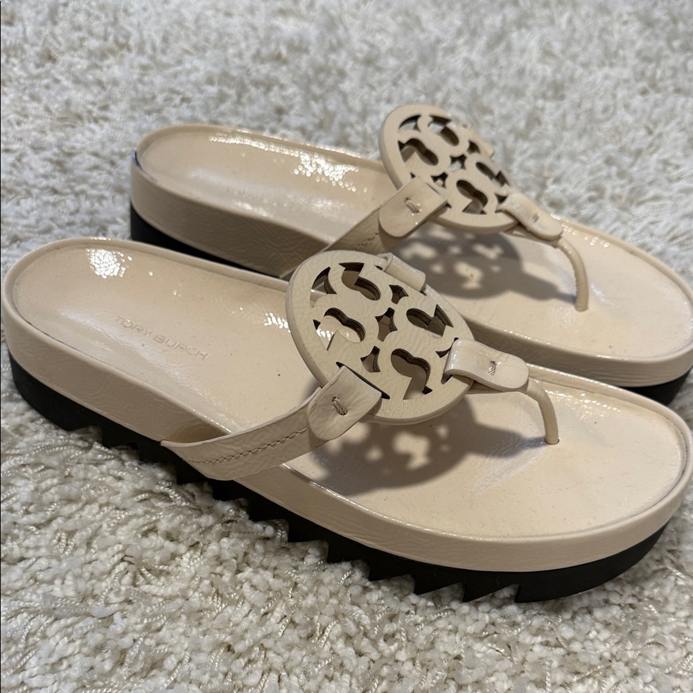 Tory Burch Miller Cloud Lug  Sandals size 10 - new!